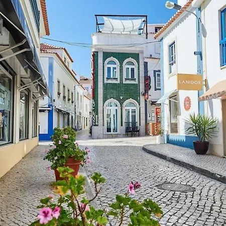 Timeless Loft At The Village *