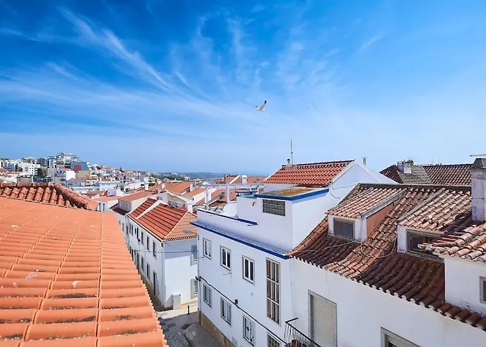 Timeless Loft At The Village